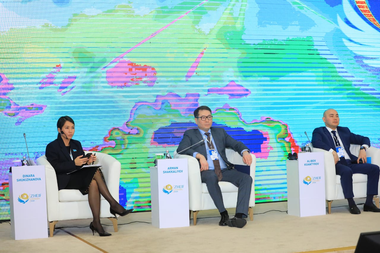 О́ńir halqymen kezdesý