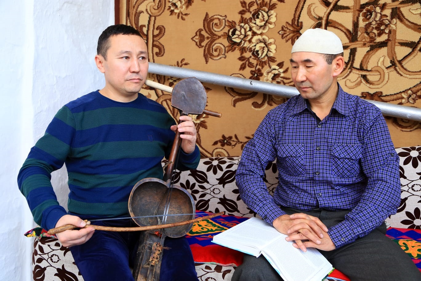 Kóne qobyzdyń qupııasy