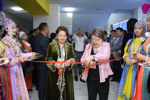 Ulttyq tárbıe jáne sabaqtastyq