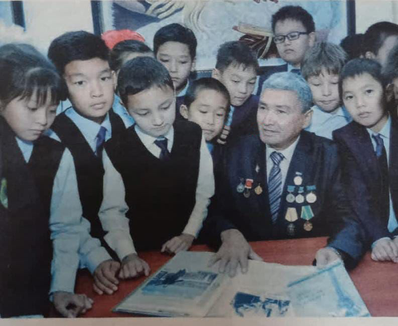 Mýzyka mektebiniń shyraqshysy