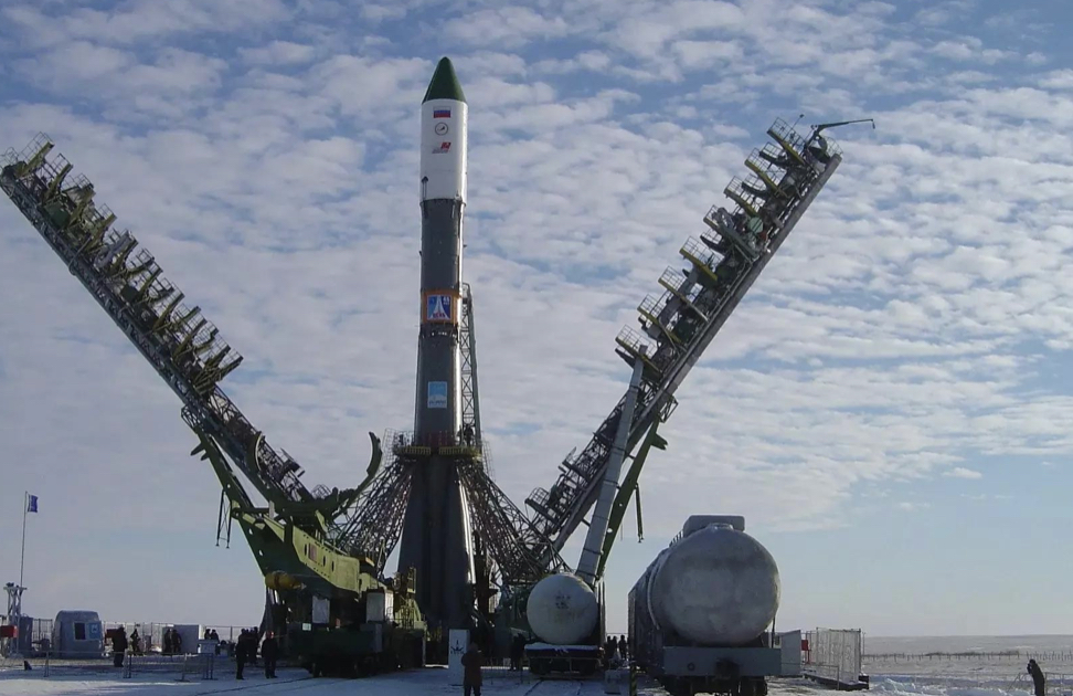 Málik Oljabekov «Baıqońyr» aılaǵyn jalǵa berýge qatysty jaǵdaıdy túsindirdi