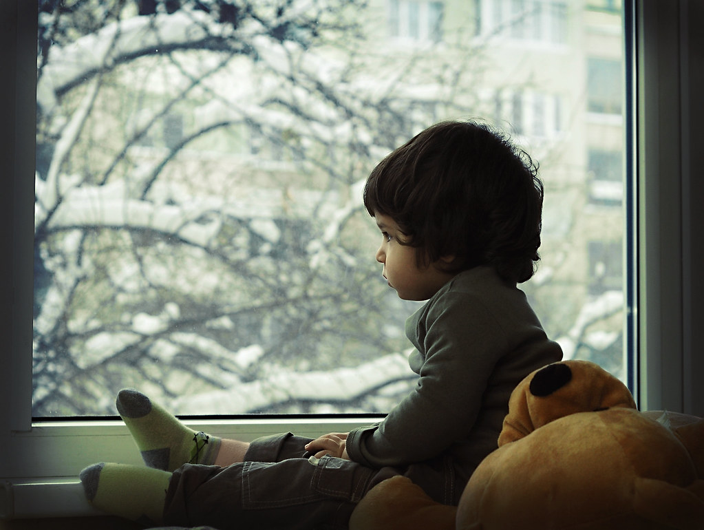 Depýtat bala asyrap alǵan otbasyǵa aı saıyn 1 mıllıon teńge tóleýdi usyndy