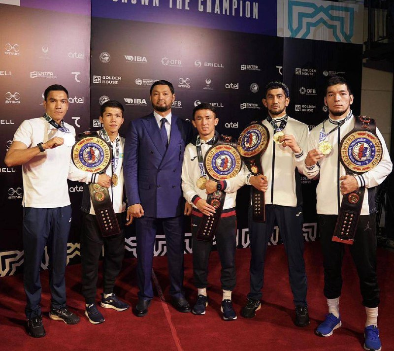 Jánibek Álimhanuly boksshylardy quttyqtady