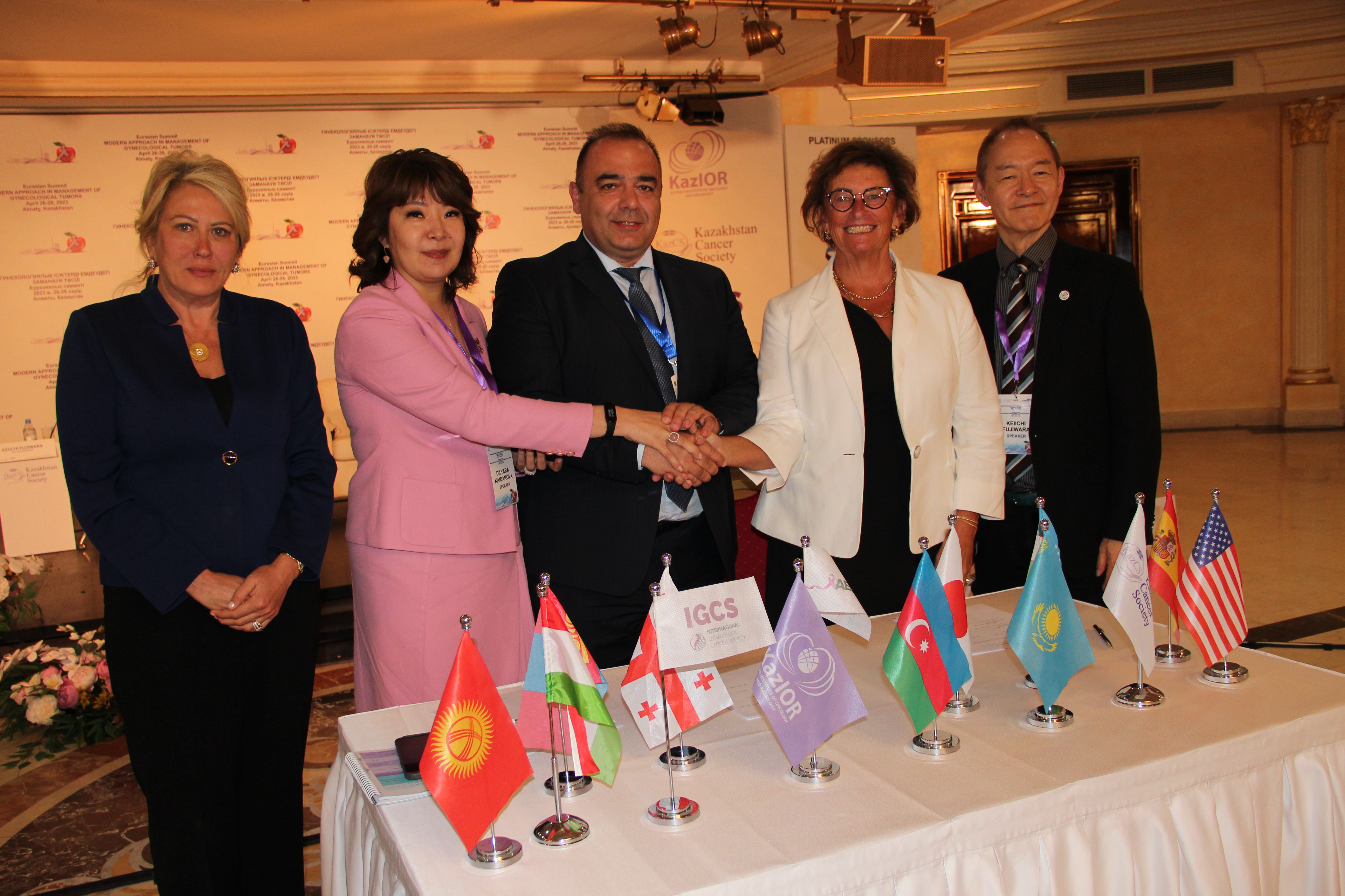 Jatyr obyryn emdeýdegi izdenister