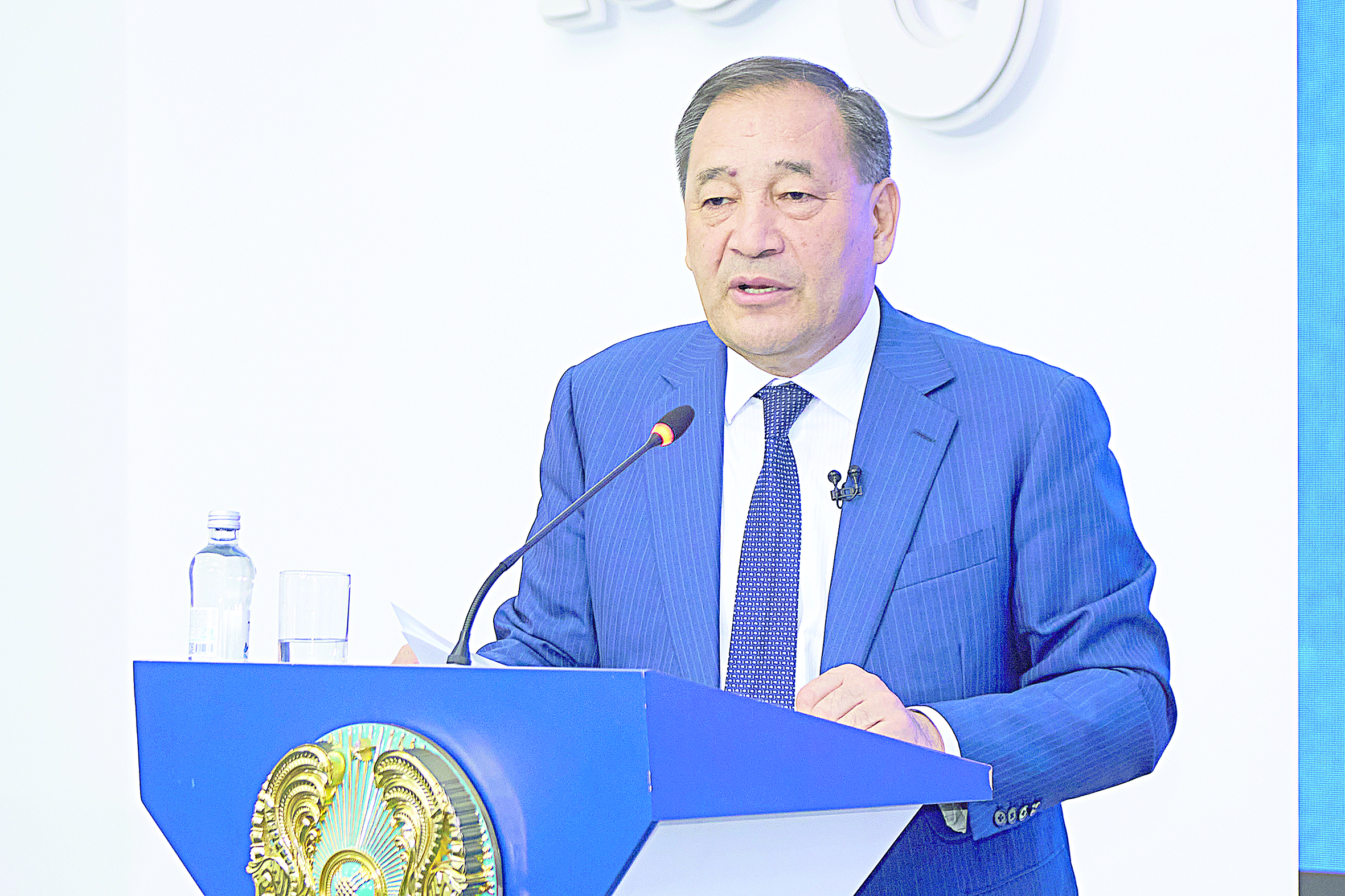 О́nerkásibi damyǵan óńir