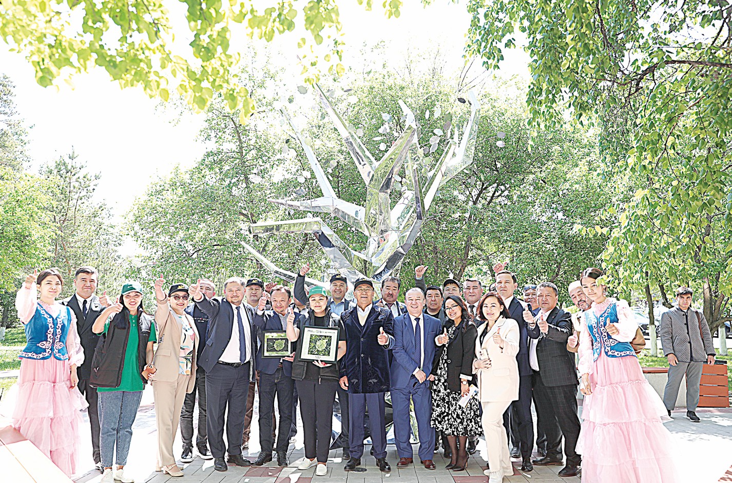 Ulttyq ýnıversıtet túlekterin jınady