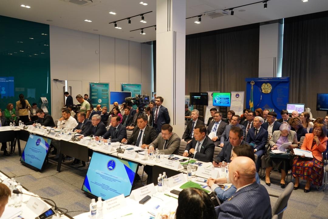 Zań kómegi kimderge arnalǵan?