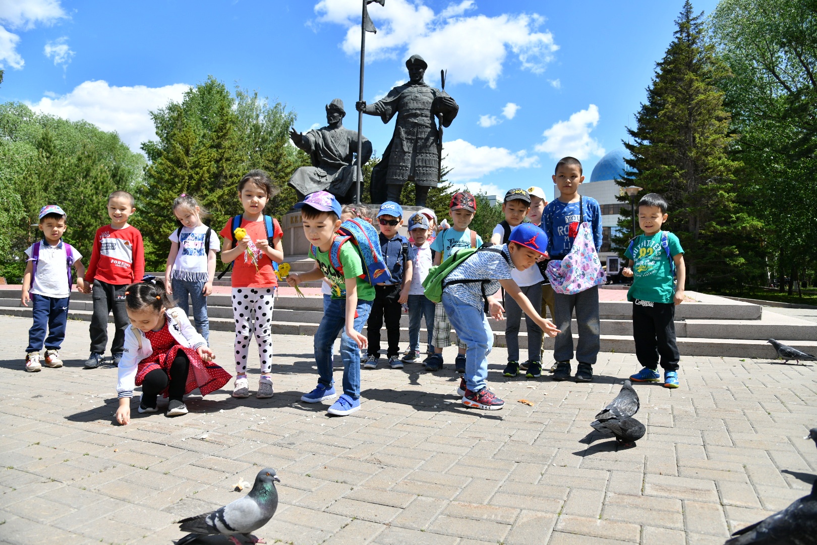 Balalar jazda qalaı demalady?