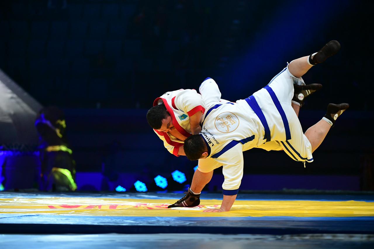 «Qazaqstan barysy» týrnırine irikteý júrip jatyr