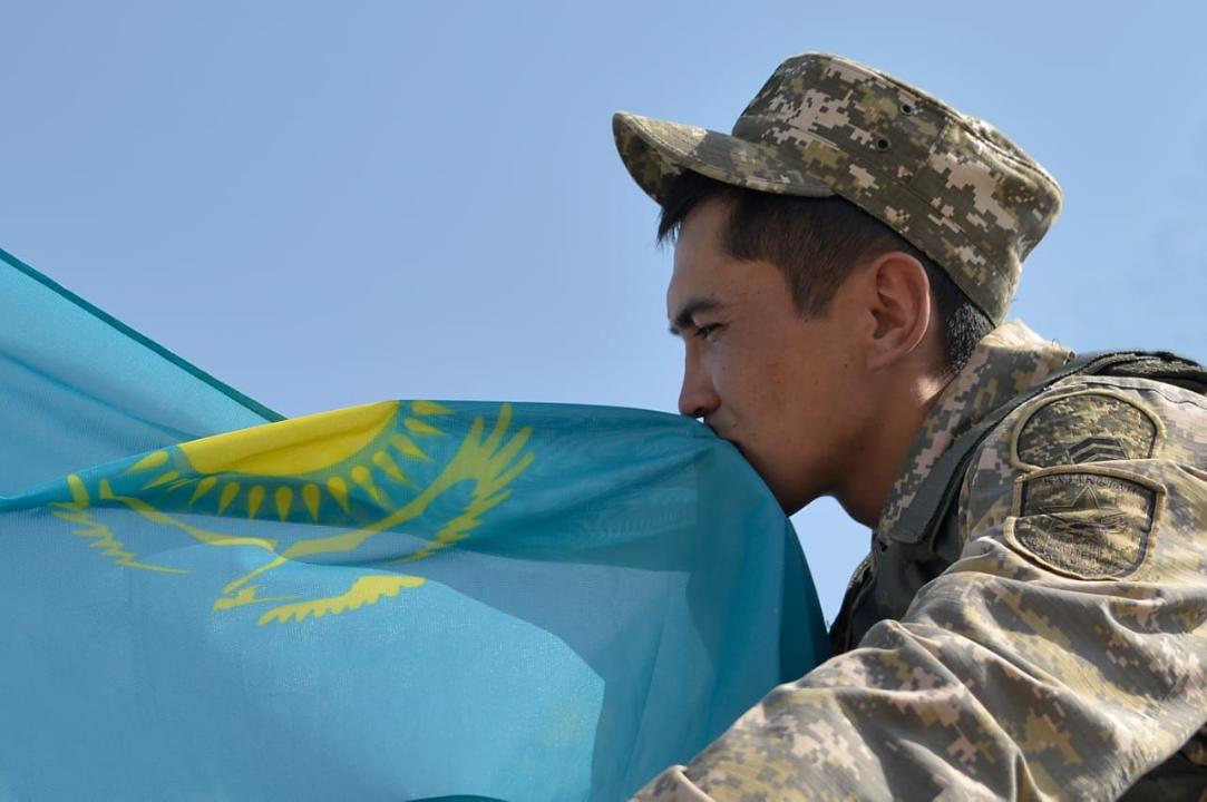 Qarýly kúshter «Meniń týym – meniń maqtanyshym!» atty chellendj uıymdastyrdy