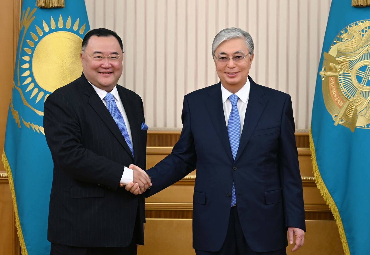 Prezıdent Sun Seven Stars Investment Group kompanııasynyń teń tóraǵasy jáne Bas dırektoryn qabyldady