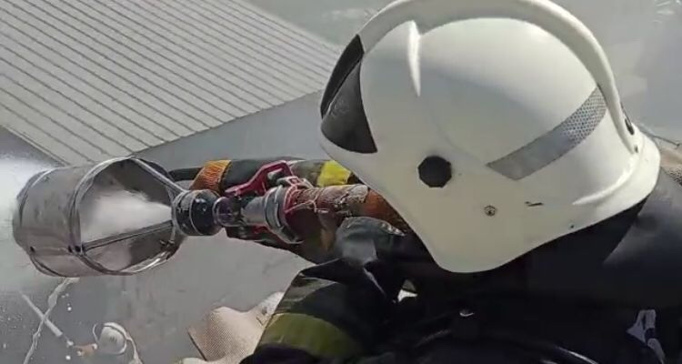 Tilsiz jaýmen kúres tolastamaıdy