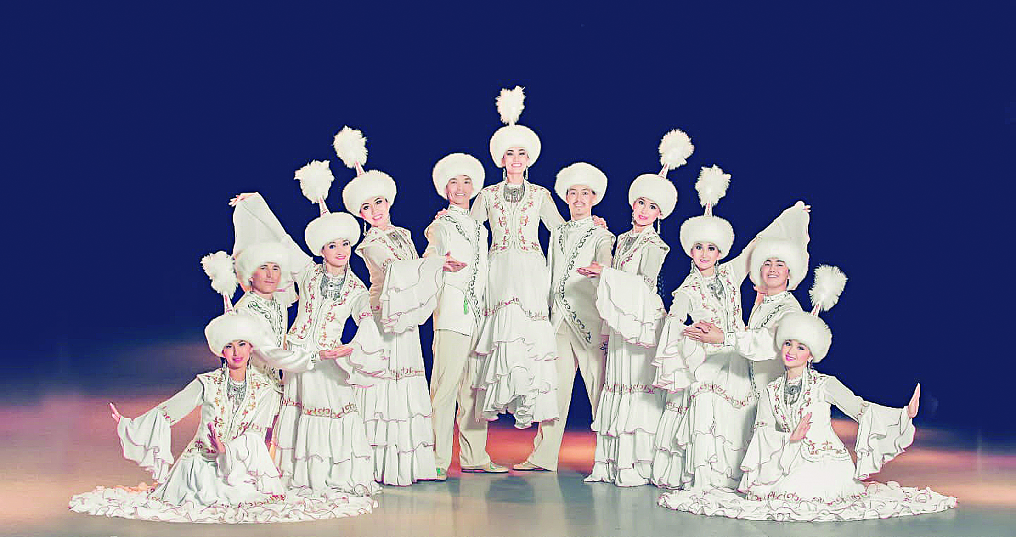 Álemdik bı aıdynynda – «Naz» teatry