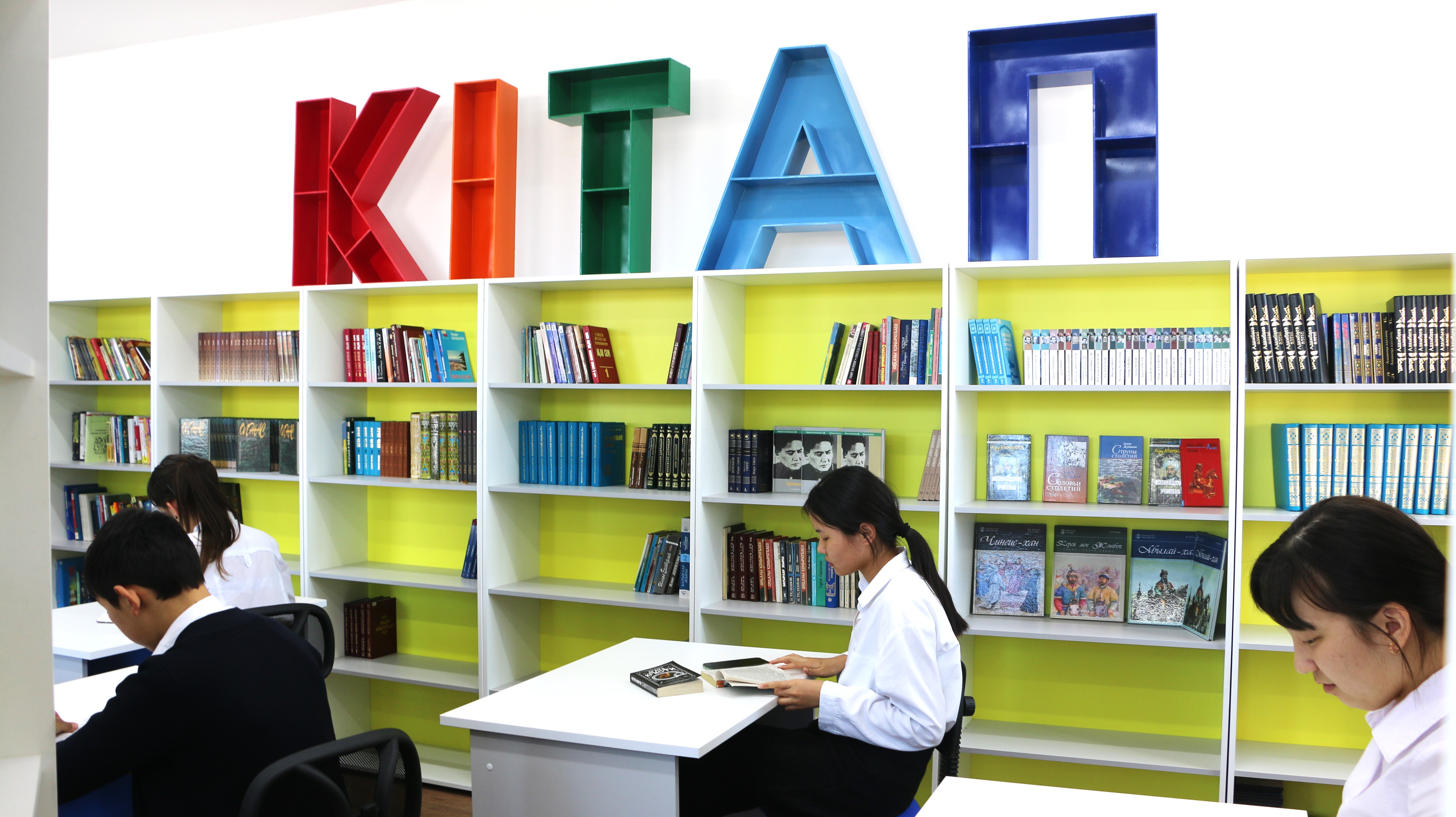 Aýyl mektebi túzelmeı, bilim kóshi ońalmaıdy