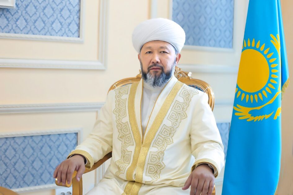 Kenesarynyń Quranymen birge  bereke keledi