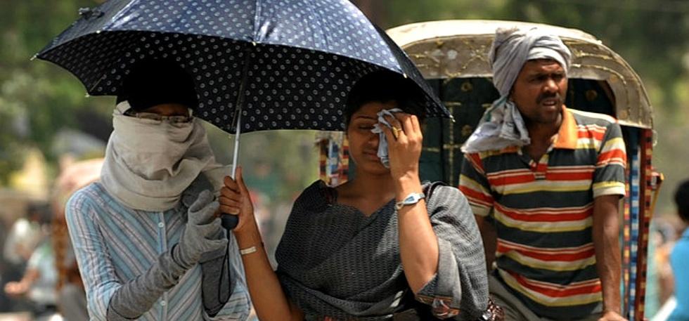 Úndistanda aptap ystyqtan 100-ge jýyq adam qaıtys boldy