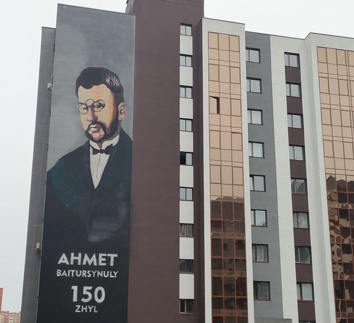 Ult ustazyn qalaı ardaqtap júrmiz?