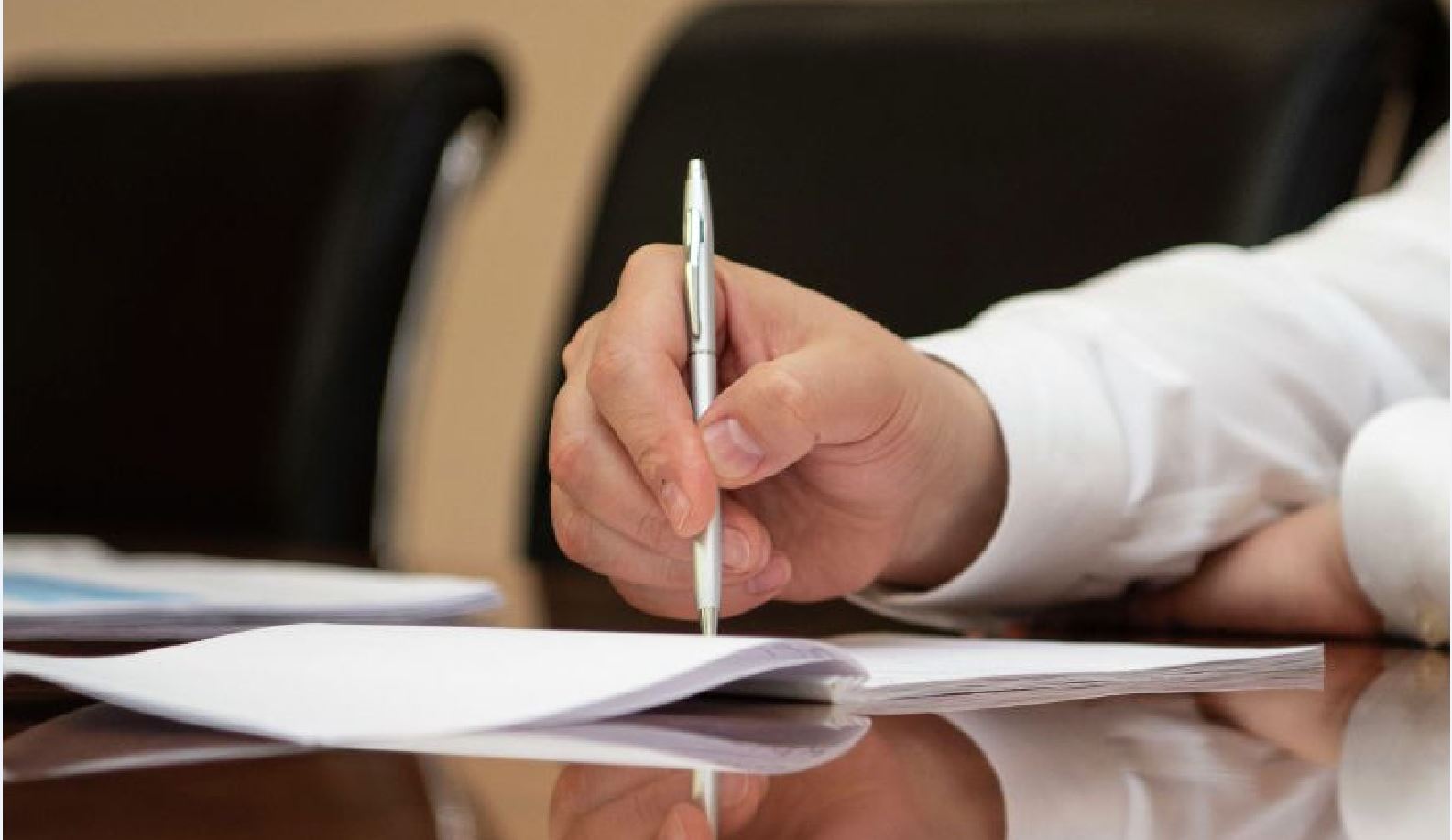 Áleýmettik kodeks 1 shildeden bastap kúshine enedi