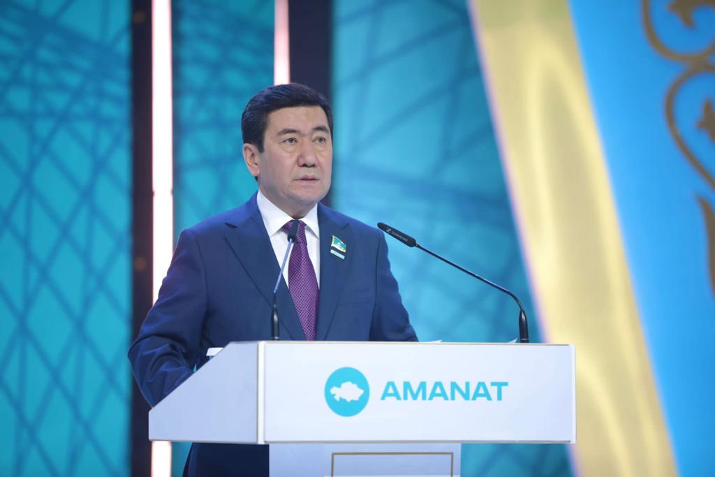 Májilis tóraǵasynyń VIII saılanǵan Parlamenttiń birinshi sessııasynda sóılegen sózi