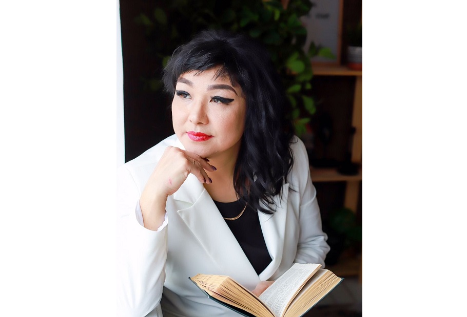 Jazýǵa jorǵa jýrnalıst qurt qaınatyp, kúbi pisedi