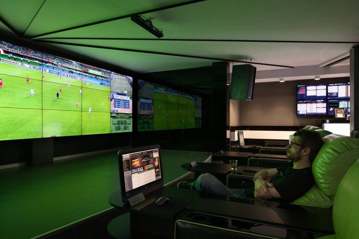 Qazaqstanda býkmekerlik keńseler sany azaıdy