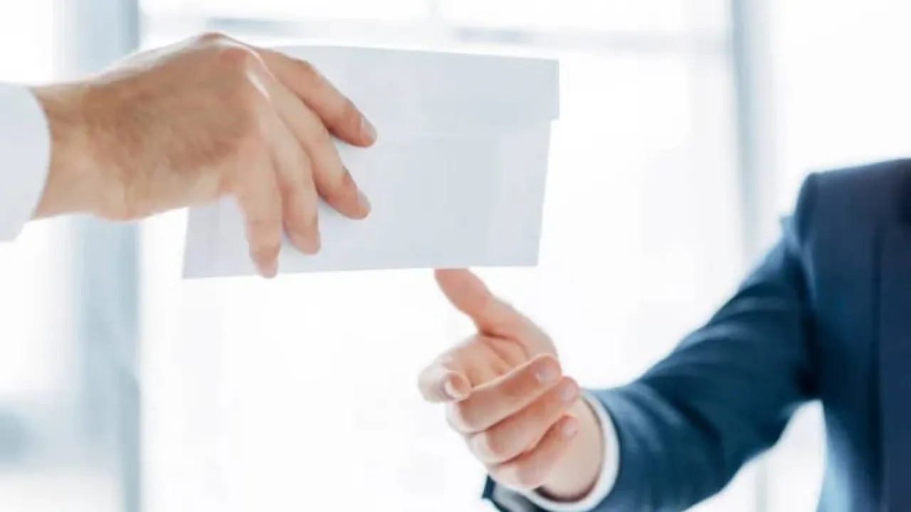 Bilim berý salasynda jemqorlyq táýekelderine taldaý júrgizildi