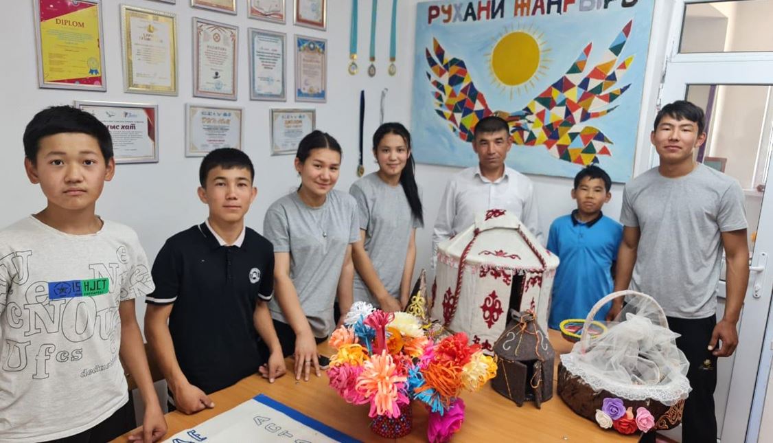 Kelestiń kóńildi kúnderi