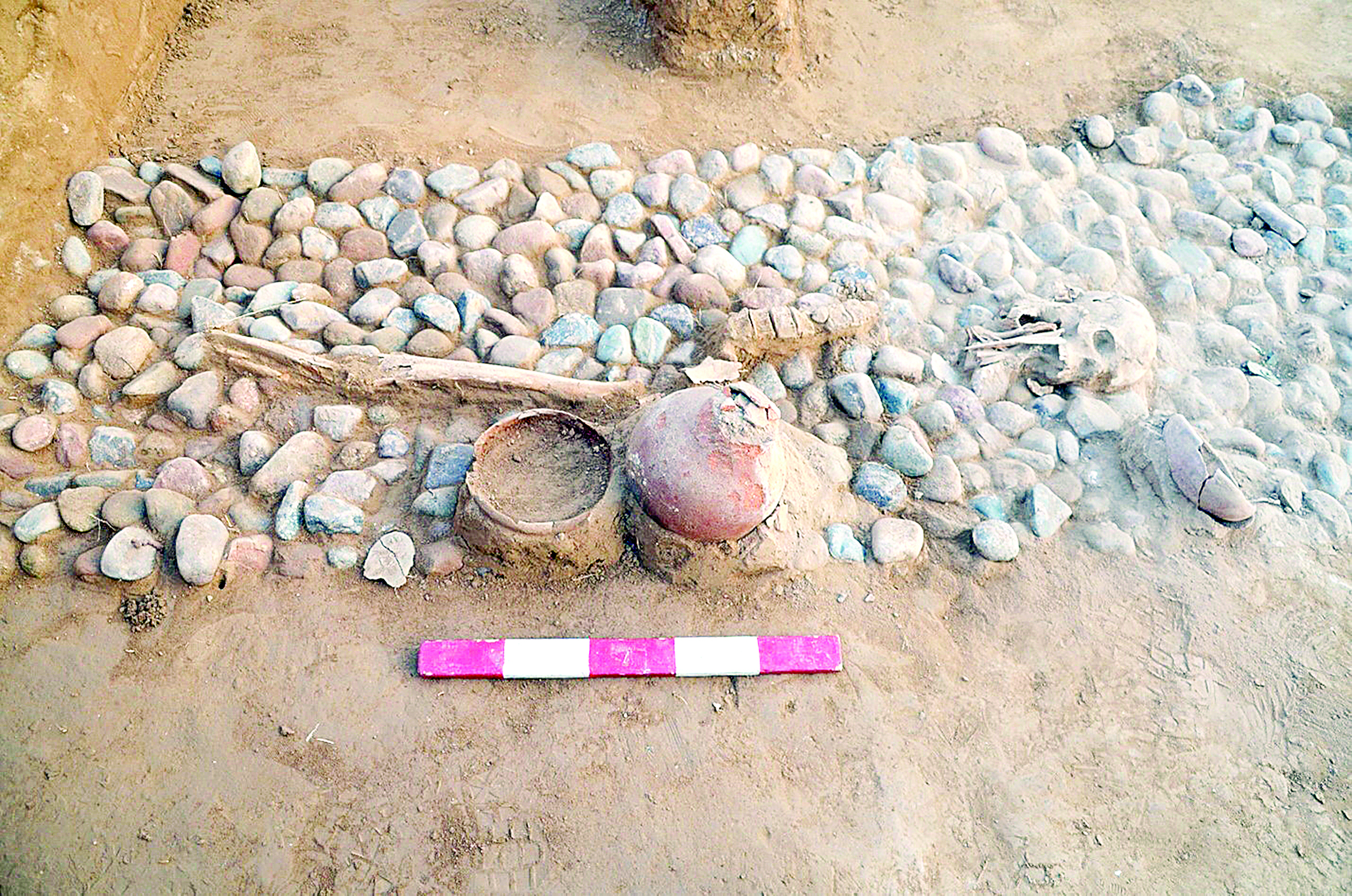 Altyn monshaqty qabir