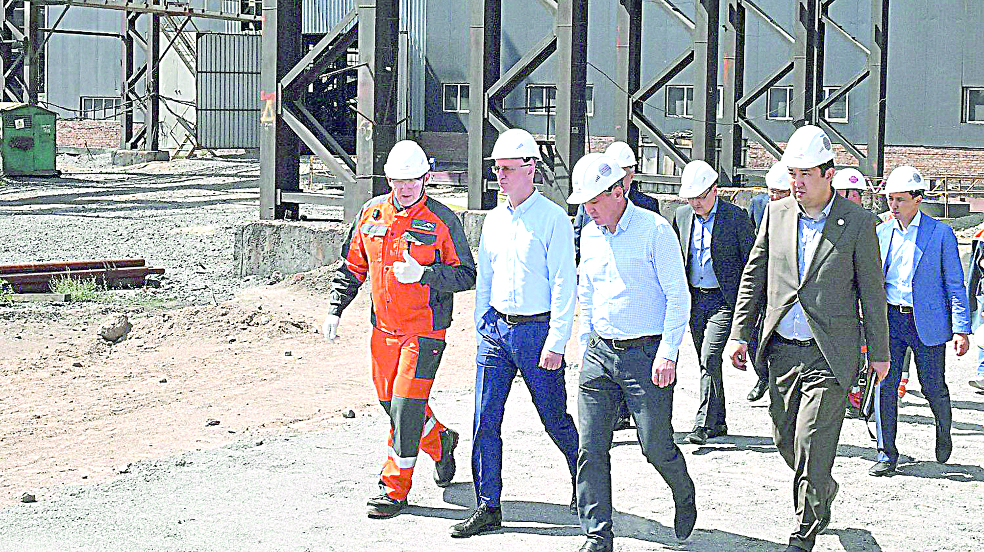 Jylý júıeleri jóndelip jatyr