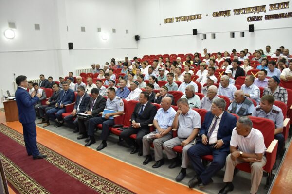 О́ńir zárýlikteri