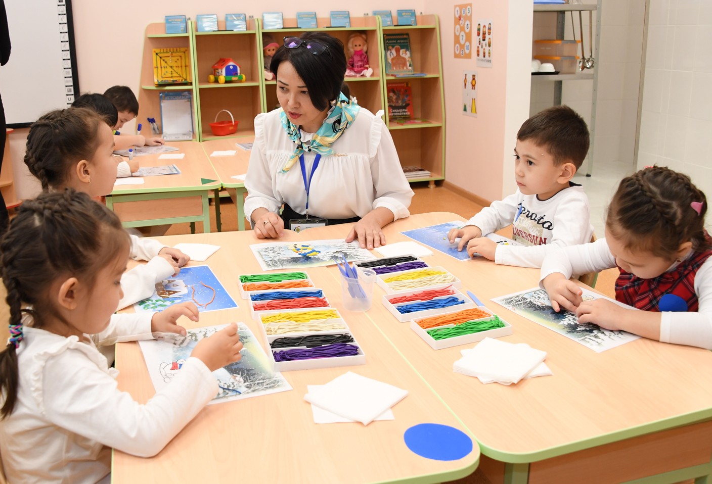 Tárbıeshilerdiń jalaqysy ósedi