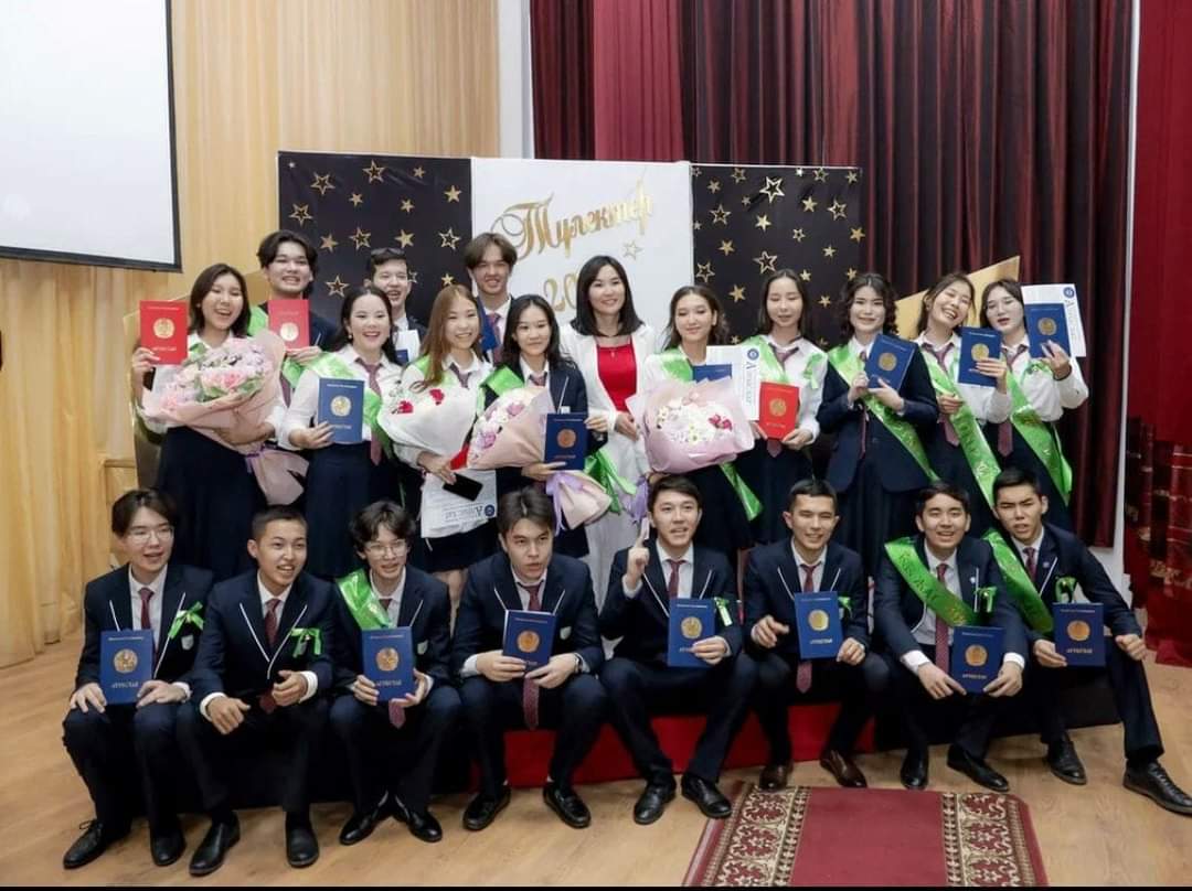 Shetelde oqıtyn túlekter