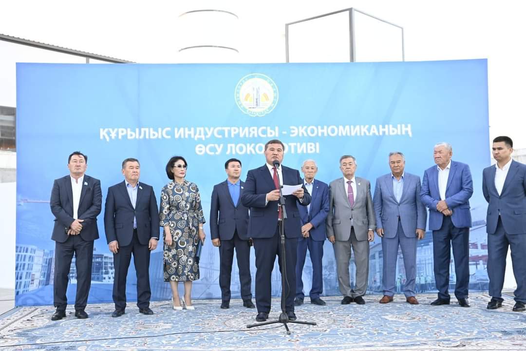 Turǵyn úı kombınaty iske qosyldy