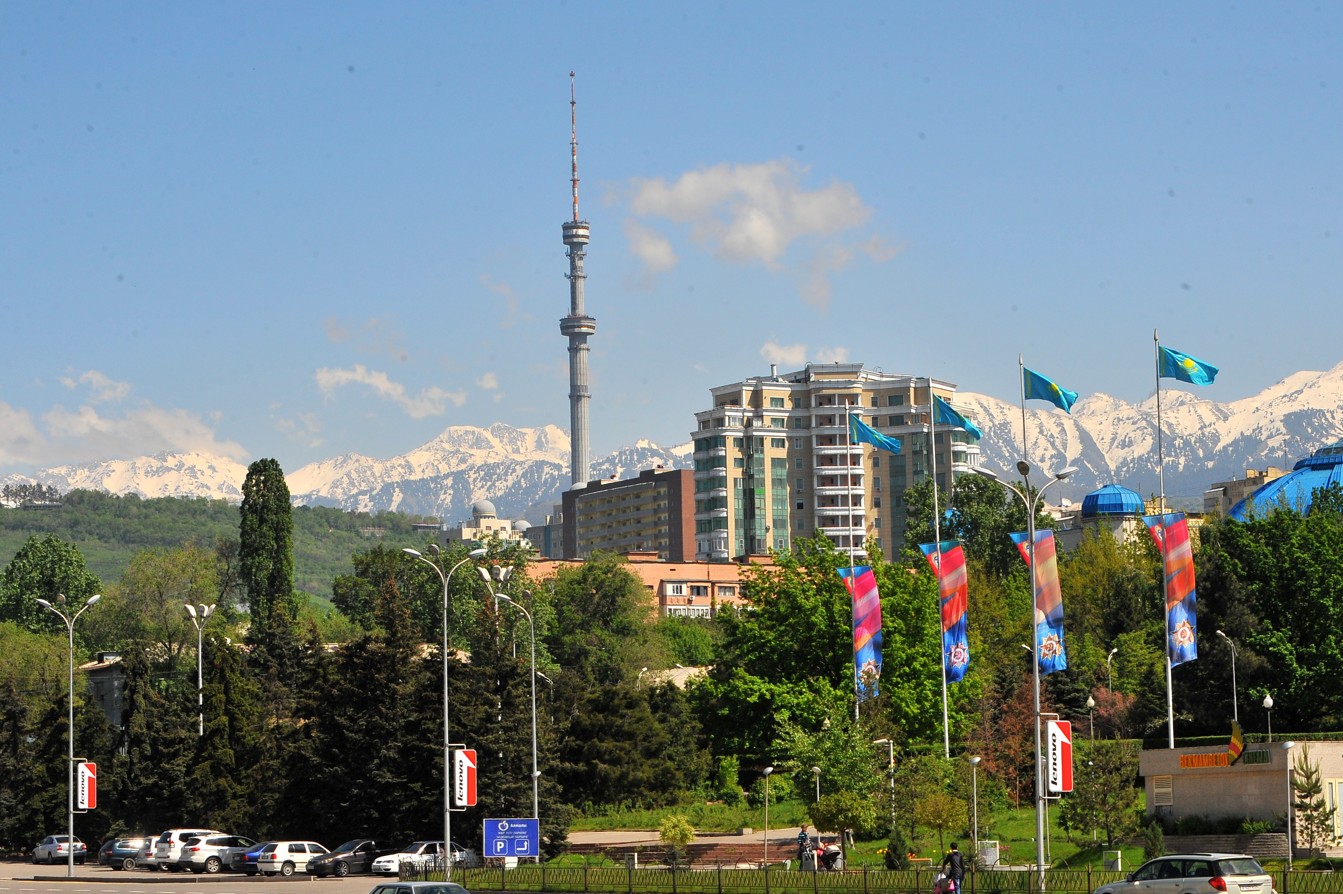 Almaty qoqys alańyna aınalmasyn desek