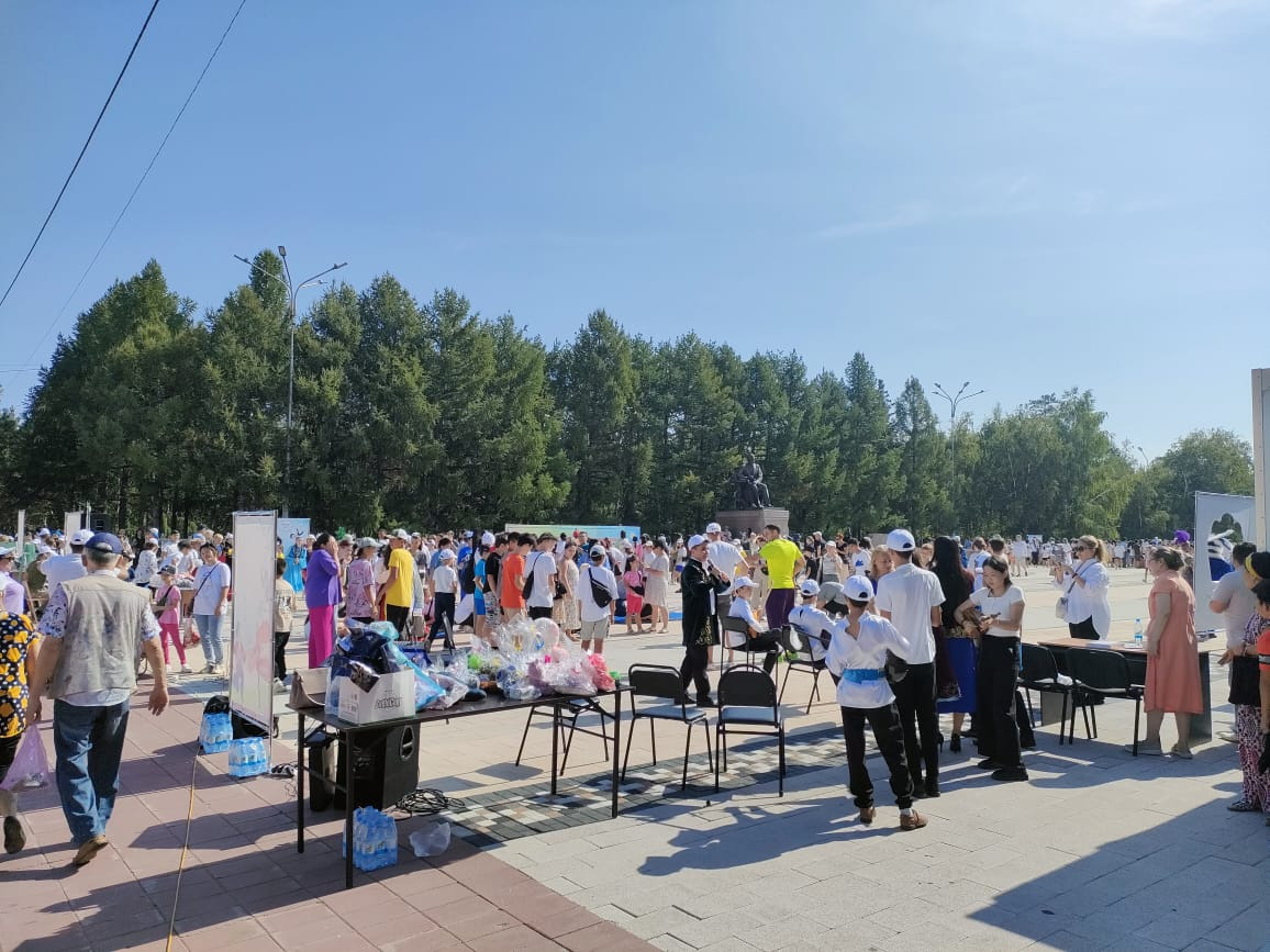 Qostanaıda qala kúni atalyp ótti