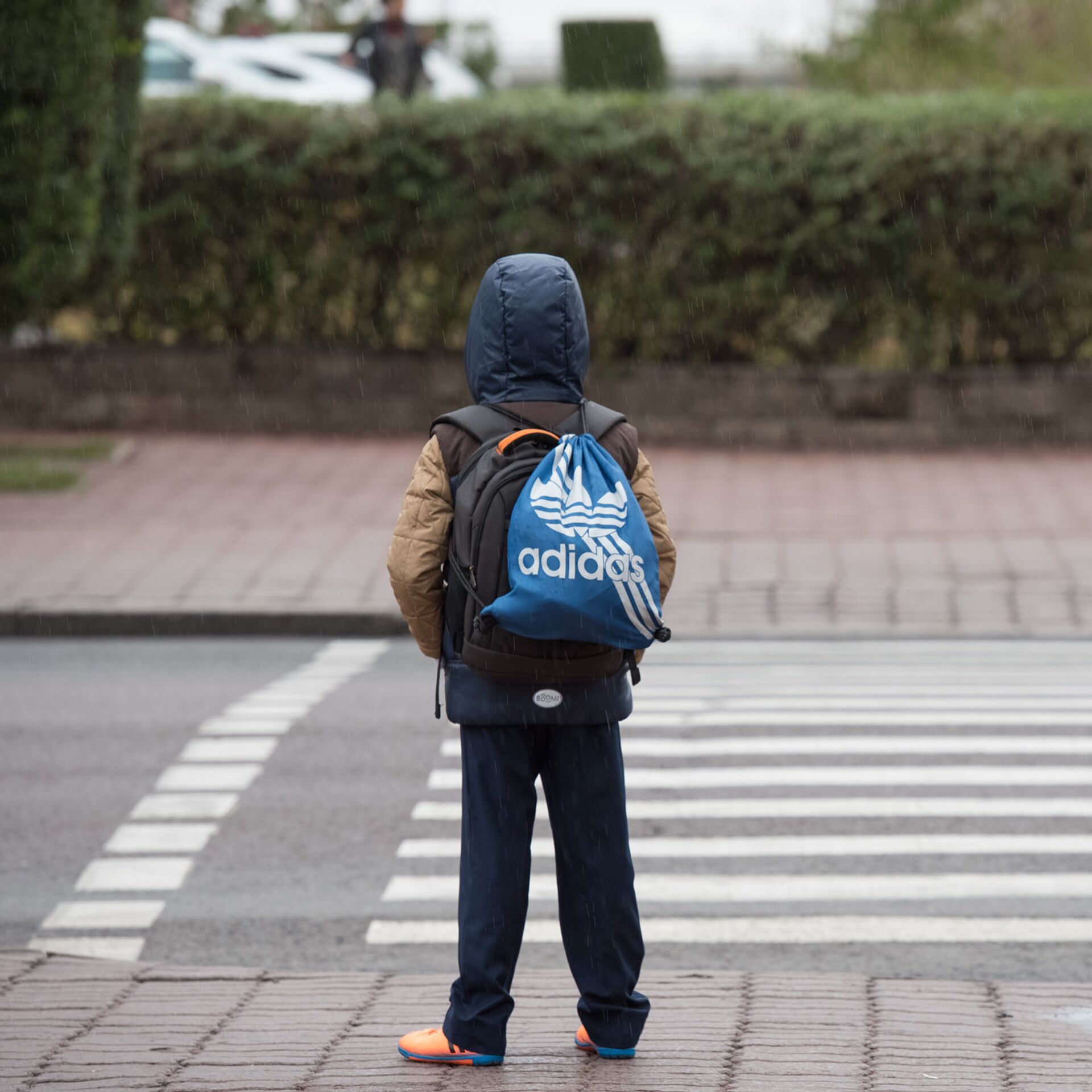 Balaqaı, joldan baıqashy!
