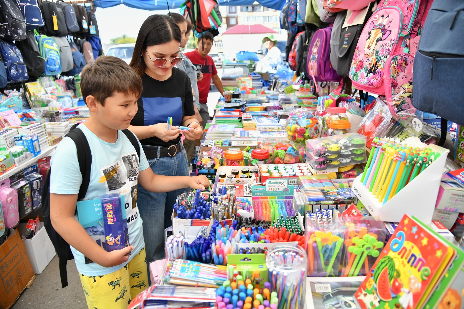 Mektepke daıyndyq osal toptaǵy otbasylarǵa ońaı soqpaı tur