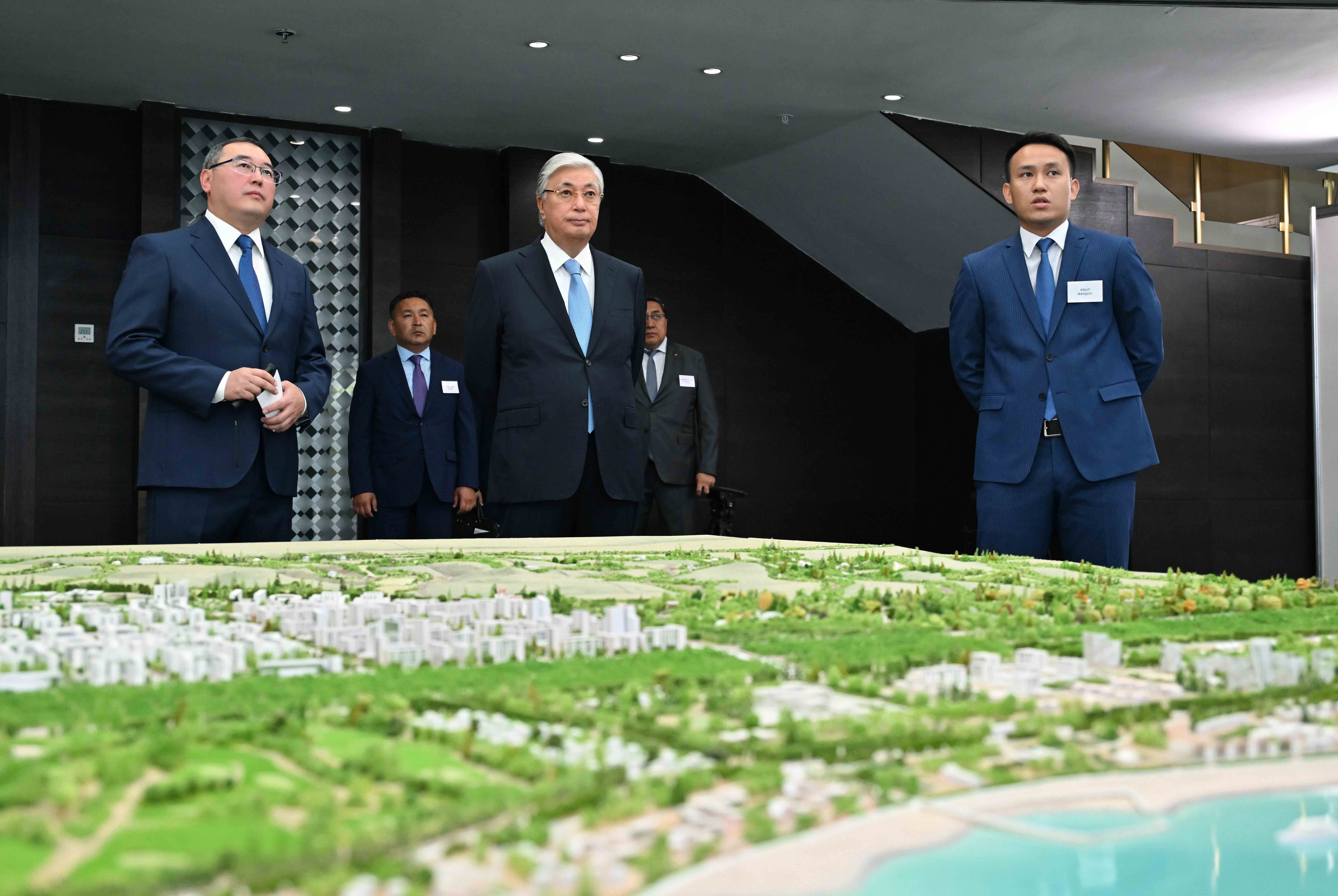 Prezıdent Qonaev qalasynyń Bas josparymen tanysty