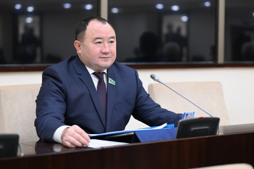 Aıqyndalǵan baǵyt