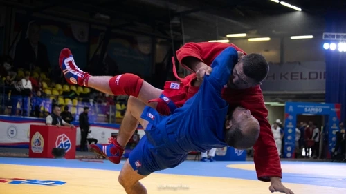 Qazaqstan samboshylary álem chempıonatynda 93 medal jeńip aldy