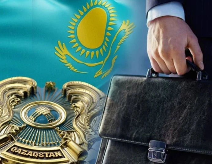 Memlekettik qyzmetshi: ustyny men ustanymy