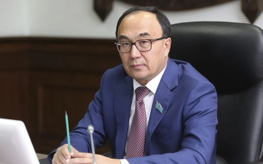 Búginniń asyl muraty