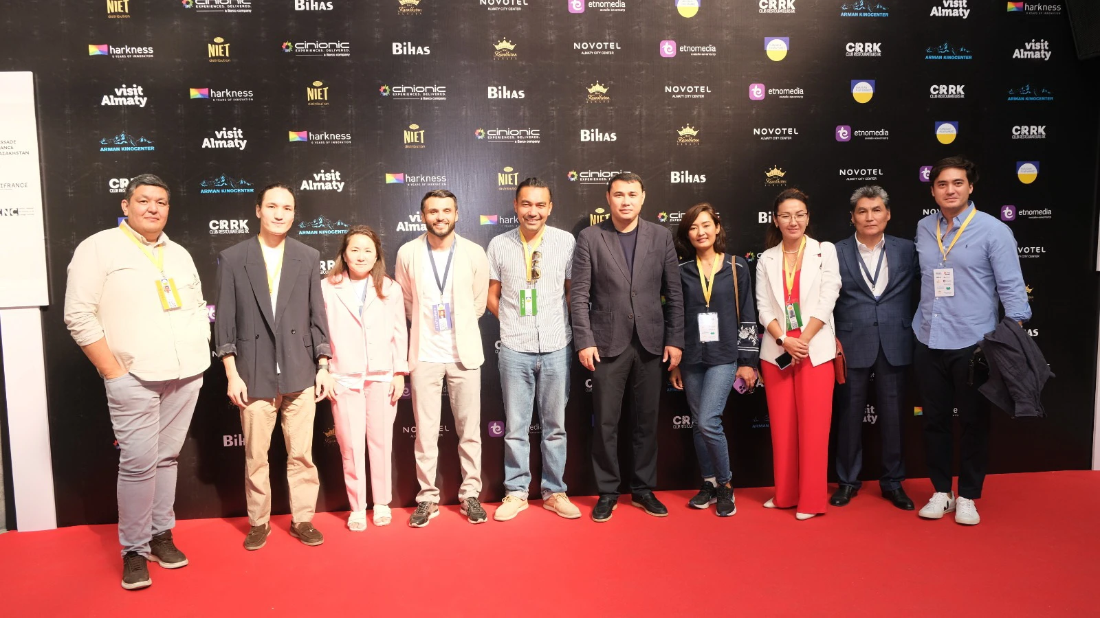 Alataý baýraıyndaǵy kıno jármeńkesi