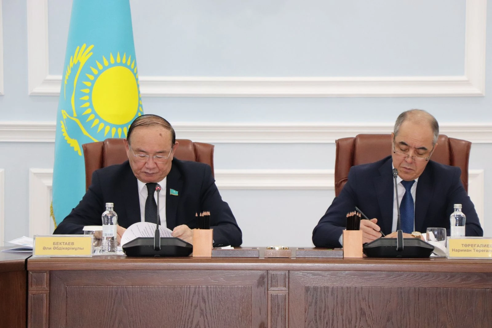 Senat: Kóshpeli otyrysta kıik máselesi talqylandy