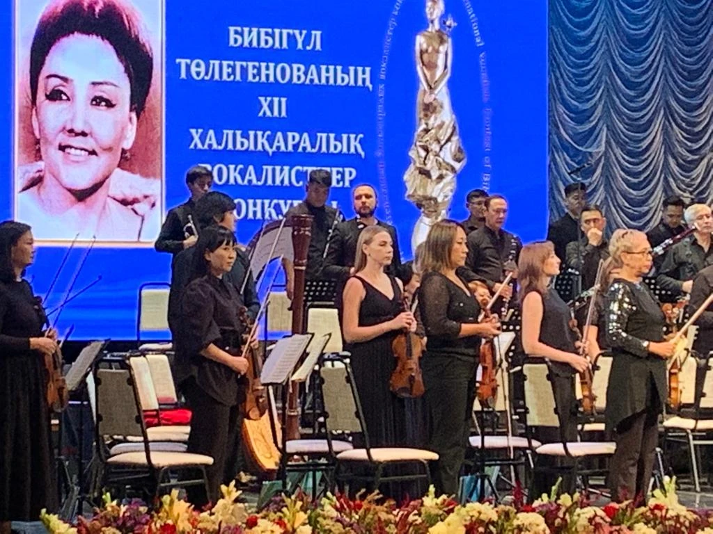 Bıbigúl Tólegenovanyń HII Halyqaralyq vokalıster baıqaýynyń Bas júldesi Bakýge ketti