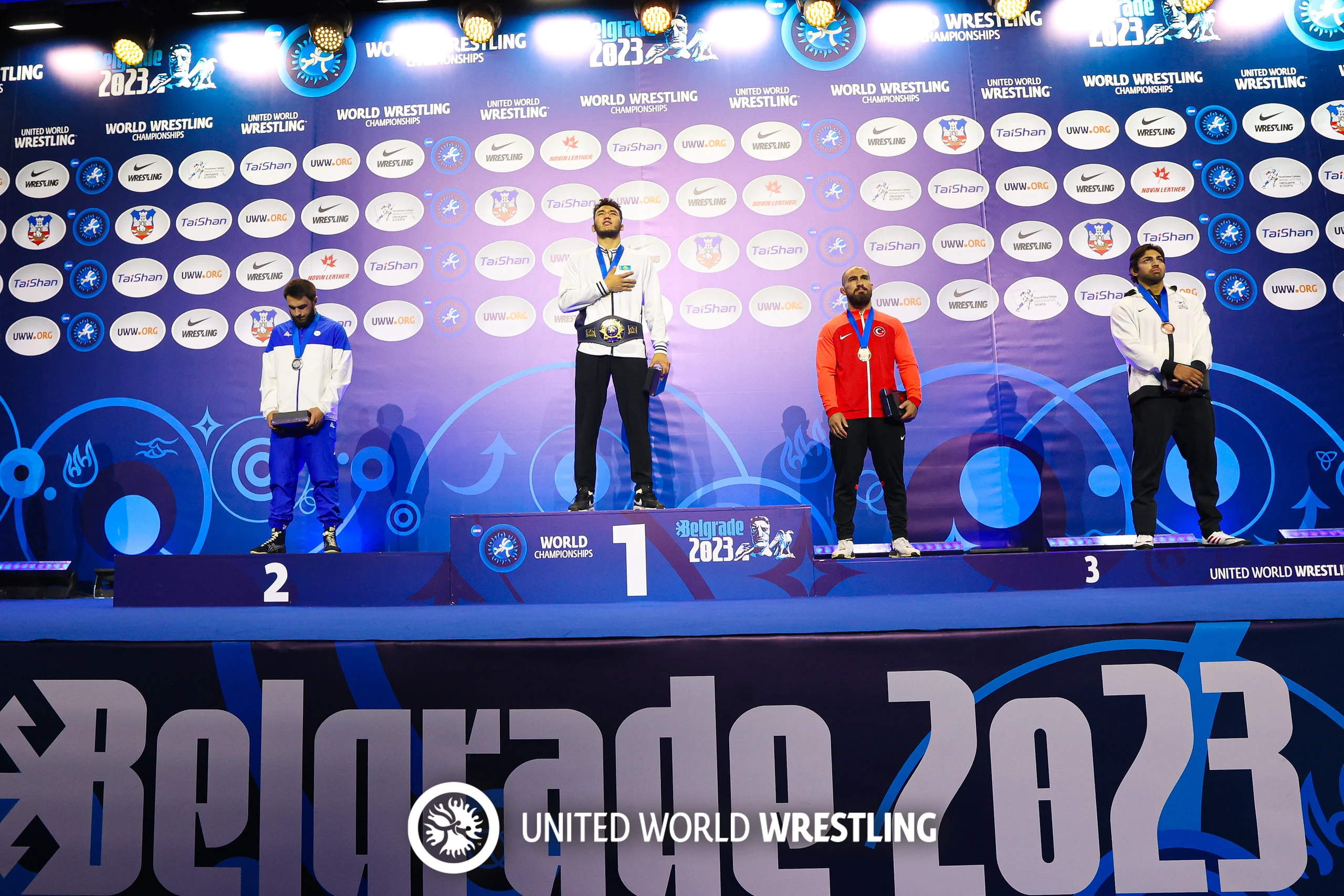 Biz bul altyndy 32 jyl kúttik – D.Turlyhanov