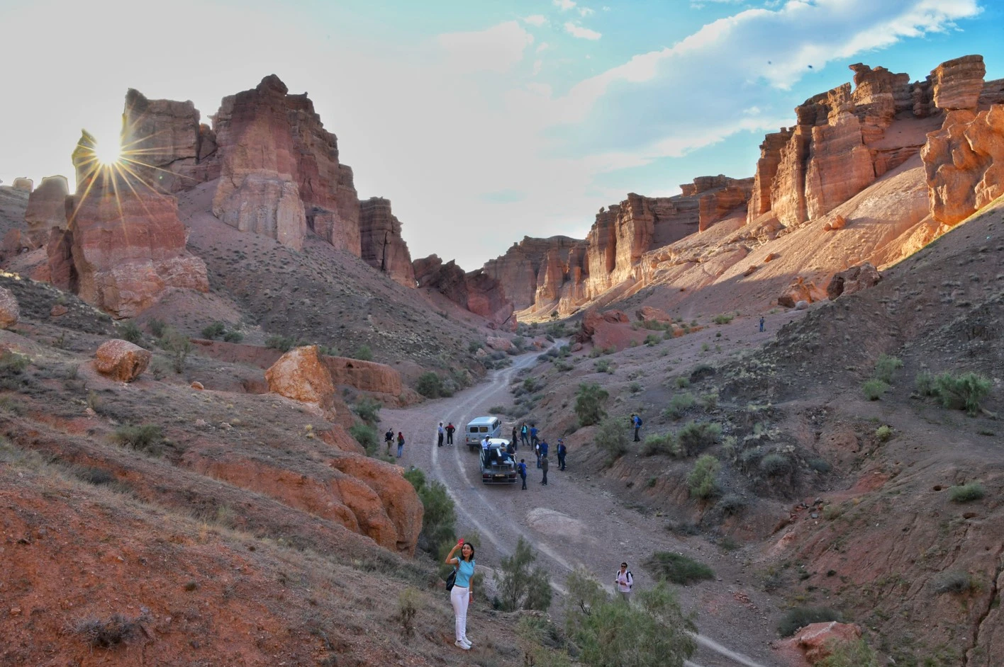Elimizdi tórtkúl dúnıege tanytatyn jol