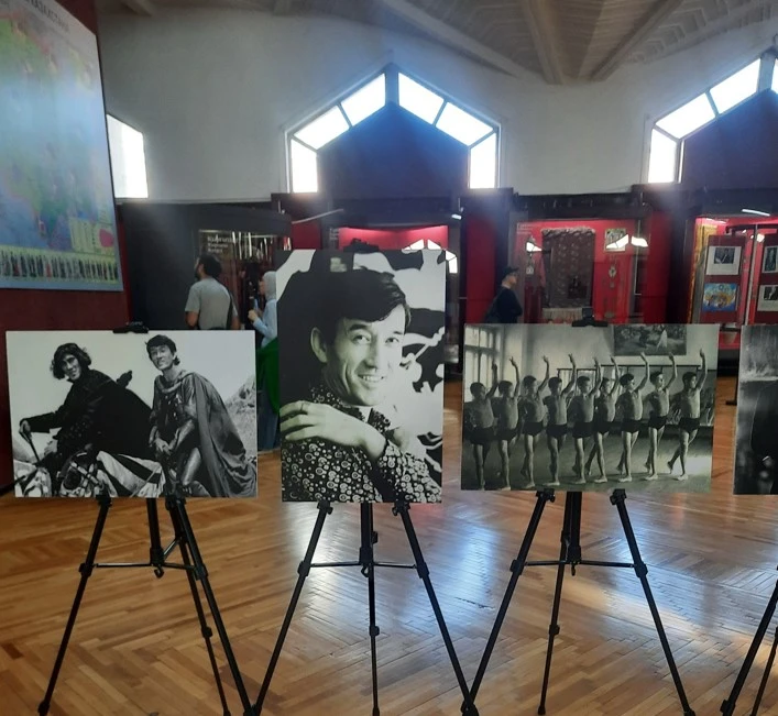 Bı padıshasyna qurmet