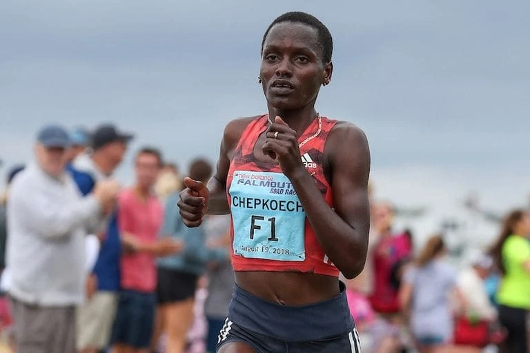 «Qara qyz» Karolın  Kıpkırýı   taǵy qola medal  ıelendi