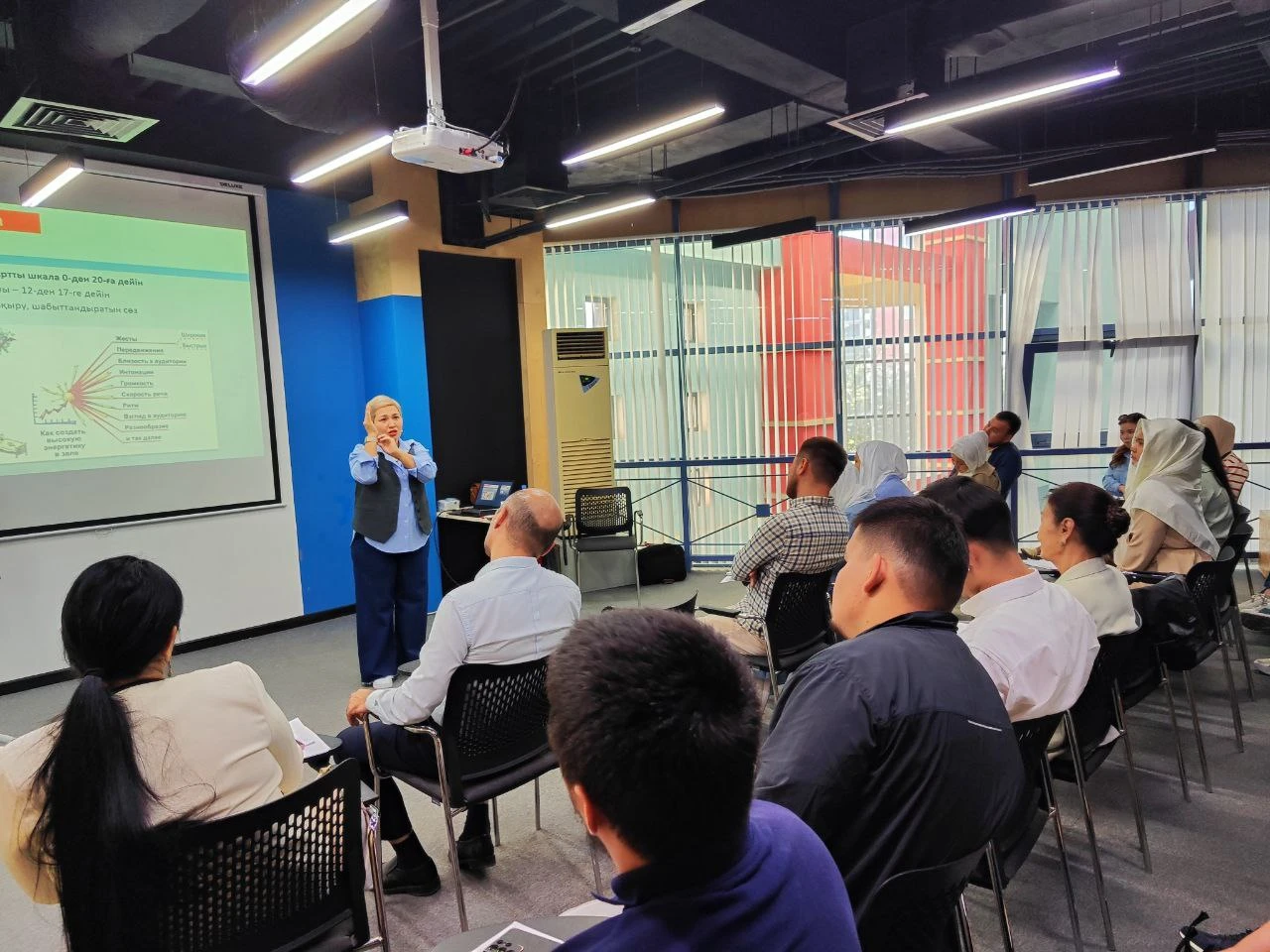 Aqparattyq-túsindirý toby din taqyrybyn talqylady